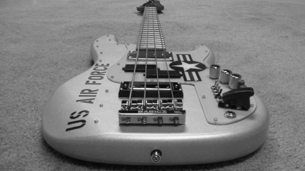 afbass
