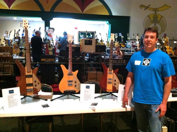 00248_07_Guitar Show 00248_07_Guitar Show