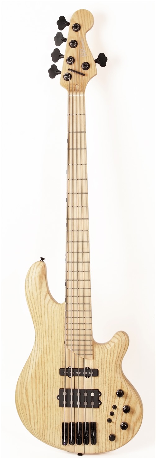 00365_01_b5-35_custom-01 00365_01_b5-35_custom-01