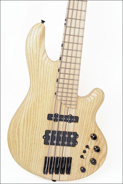 00365_05_b5-35_custom-05 00365_05_b5-35_custom-05
