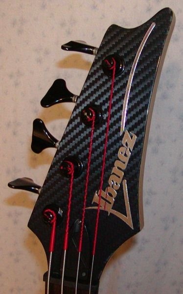 01627_04_Headstock1 01627_04_Headstock1